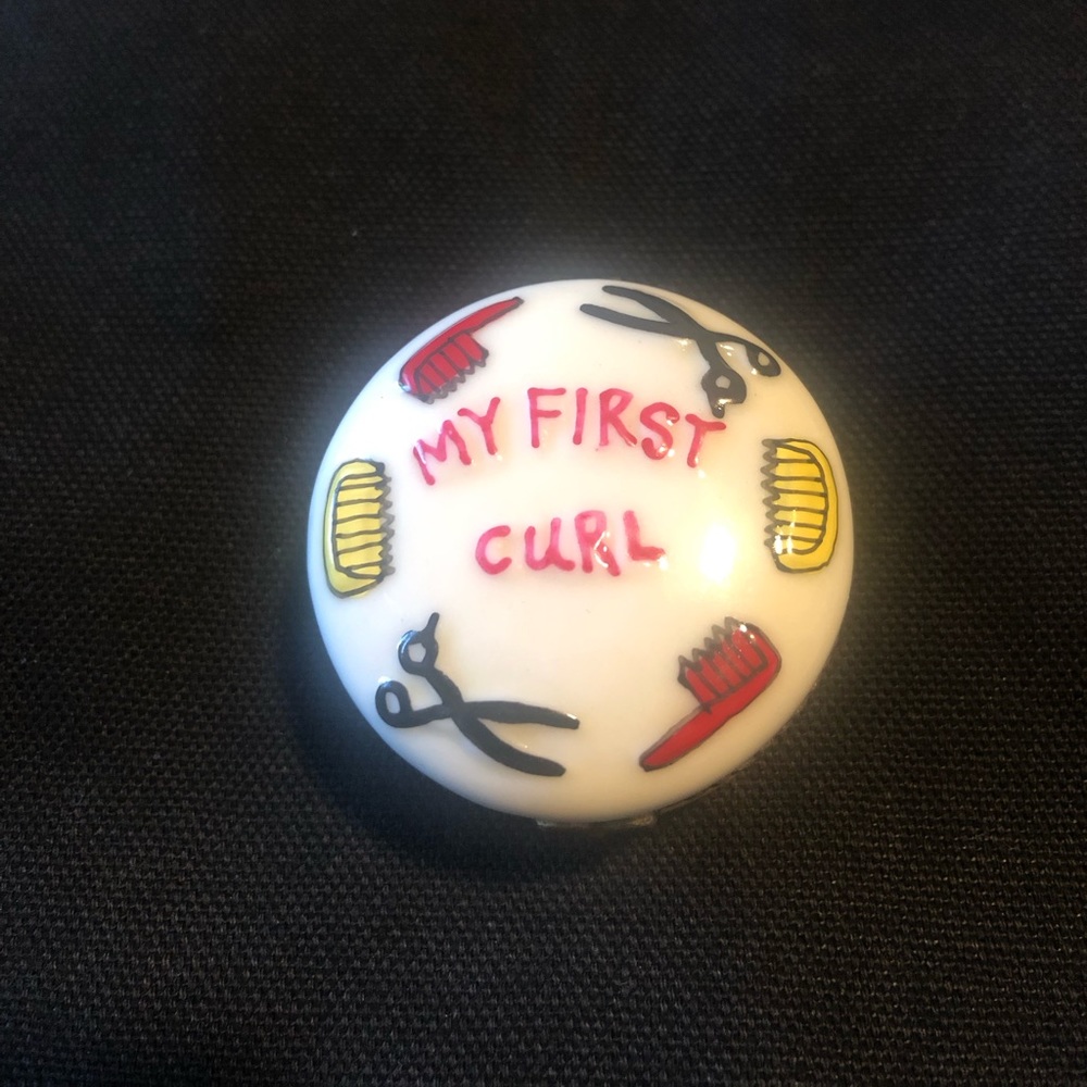 My First Curl Porcelain Hinge Box
